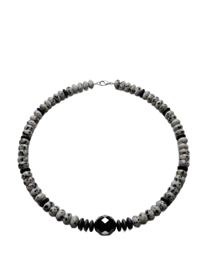 Dalmaçyalı kolye: Dalmaçyalı jasper ve fasetalı oniks
